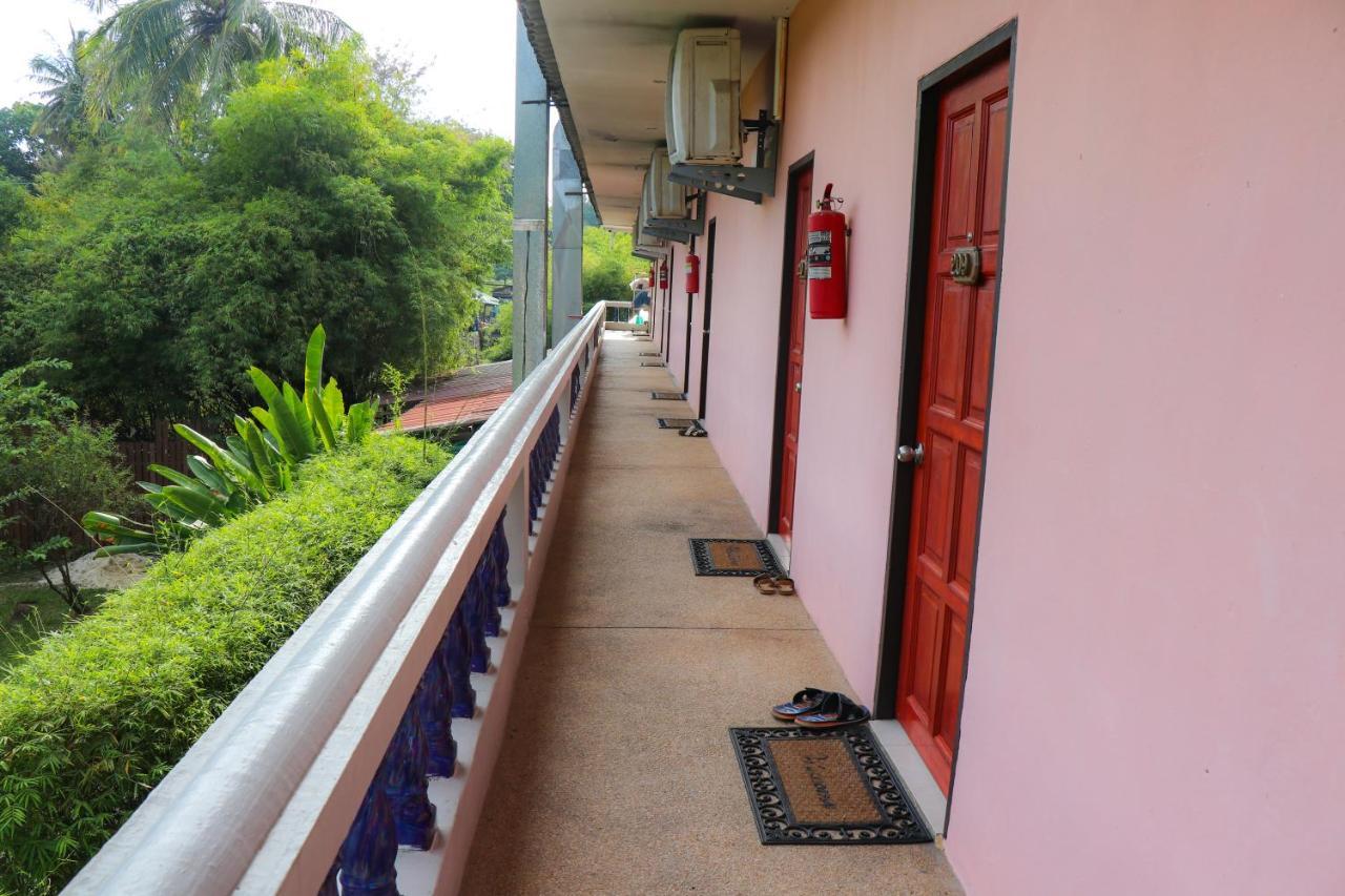 Andaman Seaside Resort Bangtao Beach Strand Bang Tao Exterior foto